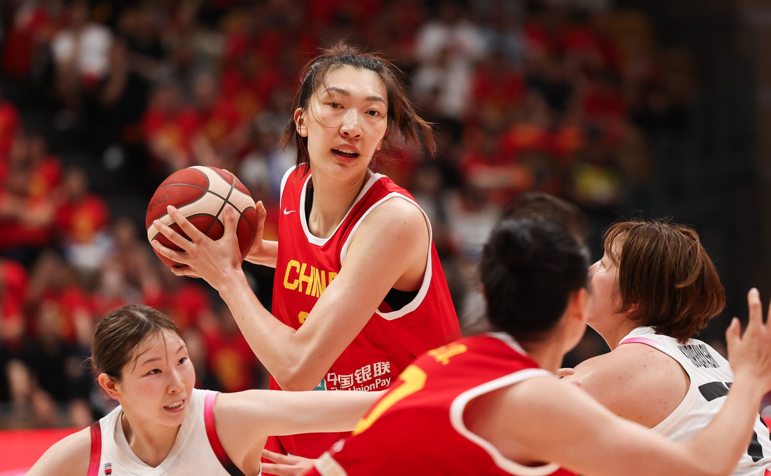 开云体育注册-黑龙江女篮实力强大，取得胜利！